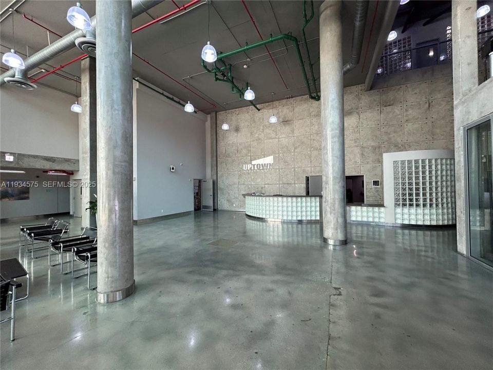 For Sale: $670,000 (3 beds, 2 baths, 1362 Square Feet)