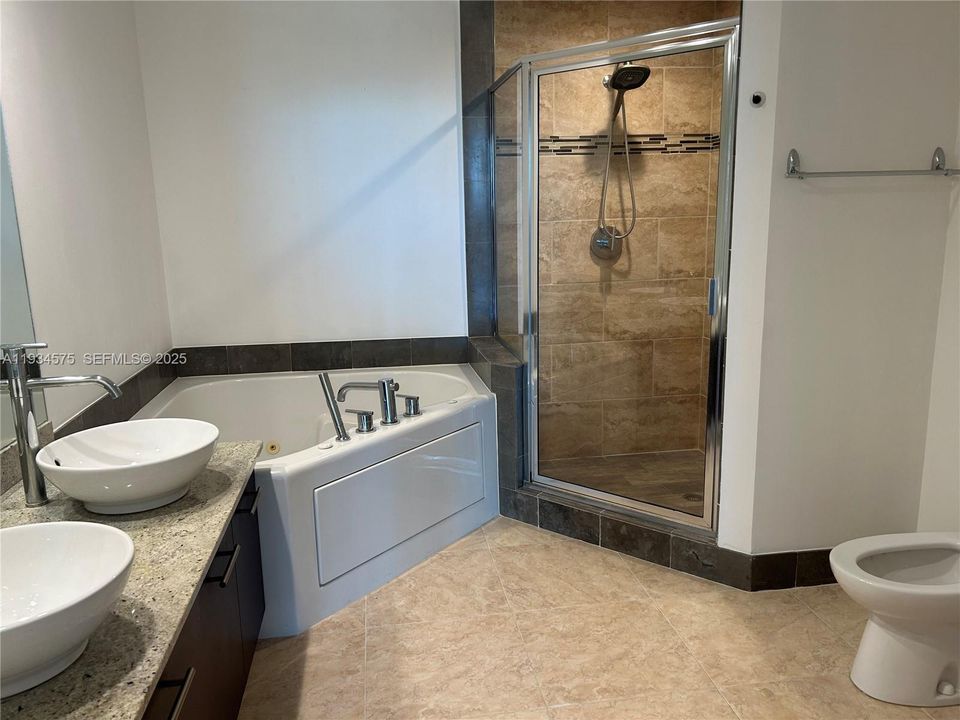 For Sale: $670,000 (3 beds, 2 baths, 1362 Square Feet)