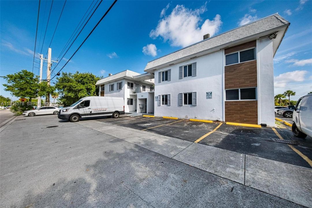 En Renta: $1,625 (1 camas, 1 baños, 11597 Pies cuadrados)