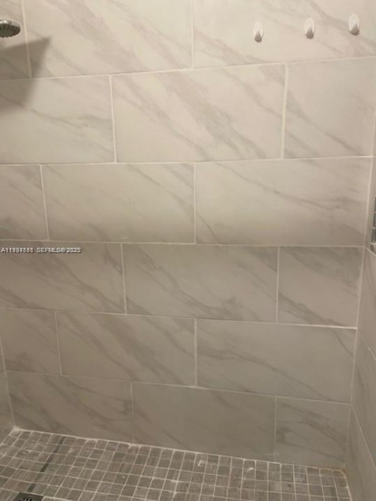 На продажу: $260,000 (2 спален, 2 ванн, 1100 Квадратных фут)