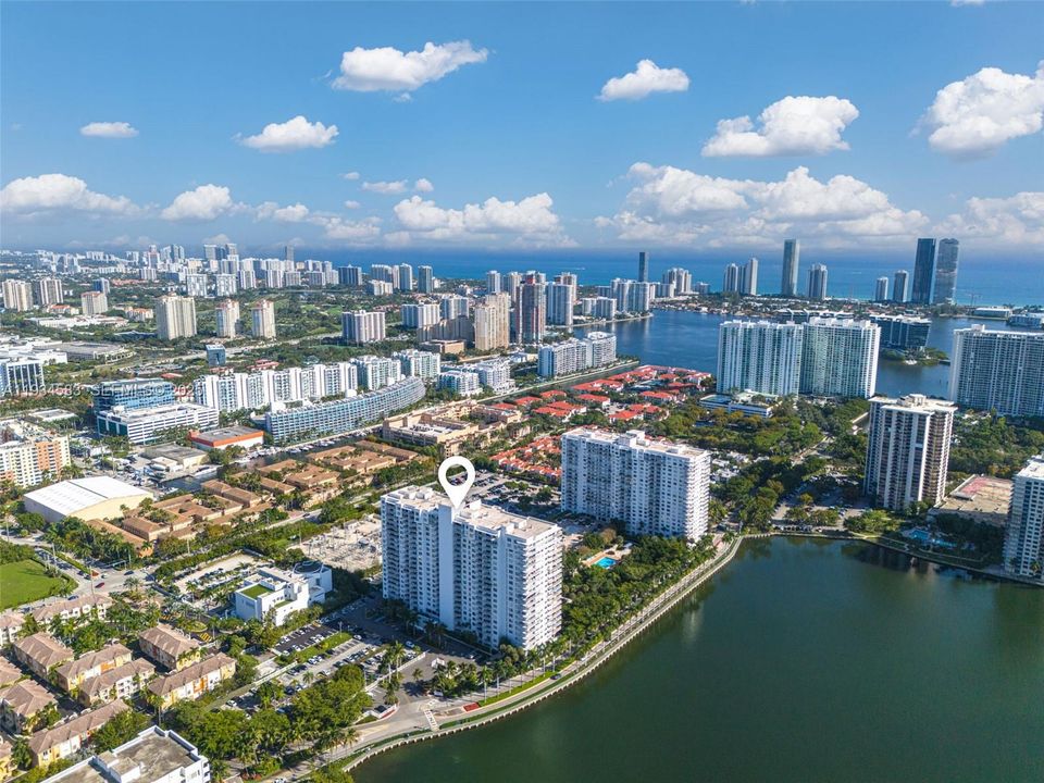 待售: $189,900 (1 贝兹, 1 浴室, 1066 平方英尺)