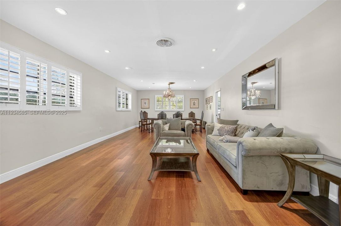 For Sale: $1,650,000 (4 beds, 2 baths, 2374 Square Feet)