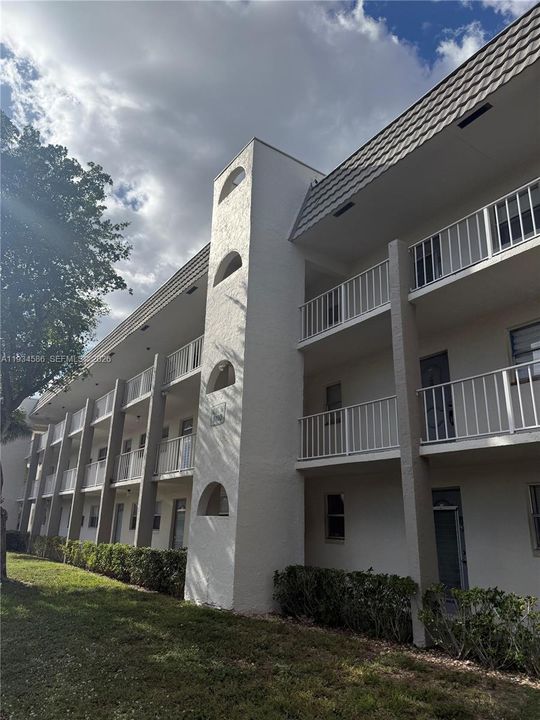 En Venta: $139,900 (2 camas, 2 baños, 850 Pies cuadrados)