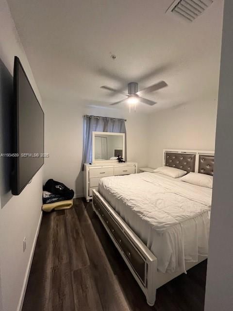 For Rent: $1,700 (1 beds, 1 baths, 710 Square Feet)