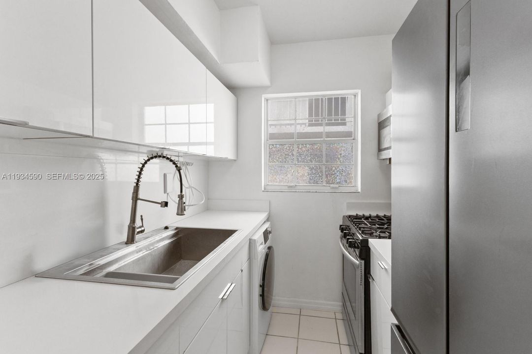 В аренду: $1,700 (1 спален, 1 ванн, 520 Квадратных фут)