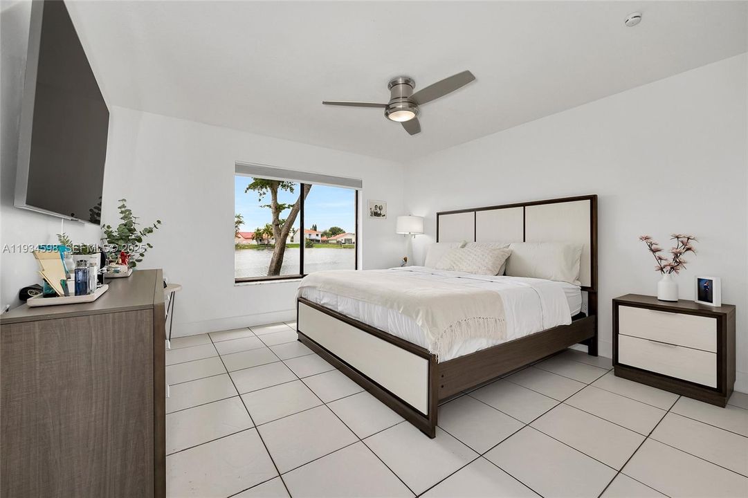 For Rent: $3,100 (3 beds, 2 baths, 1170 Square Feet)