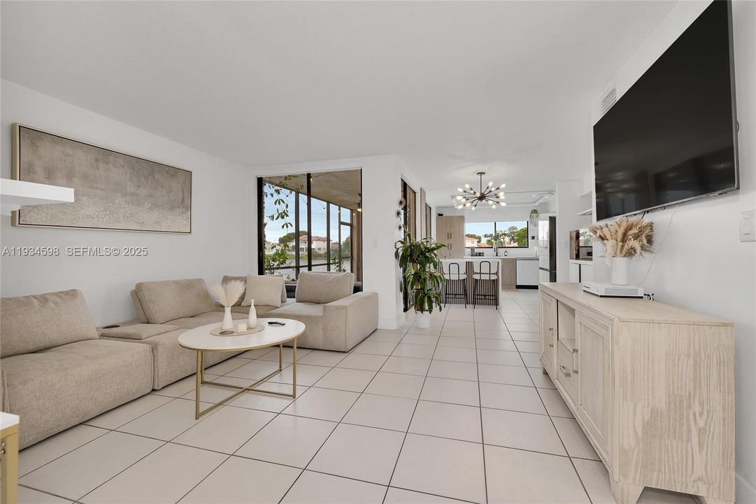 For Rent: $3,100 (3 beds, 2 baths, 1170 Square Feet)