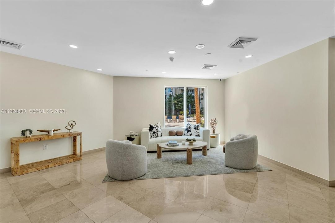 For Sale: $675,000 (2 beds, 2 baths, 1730 Square Feet)