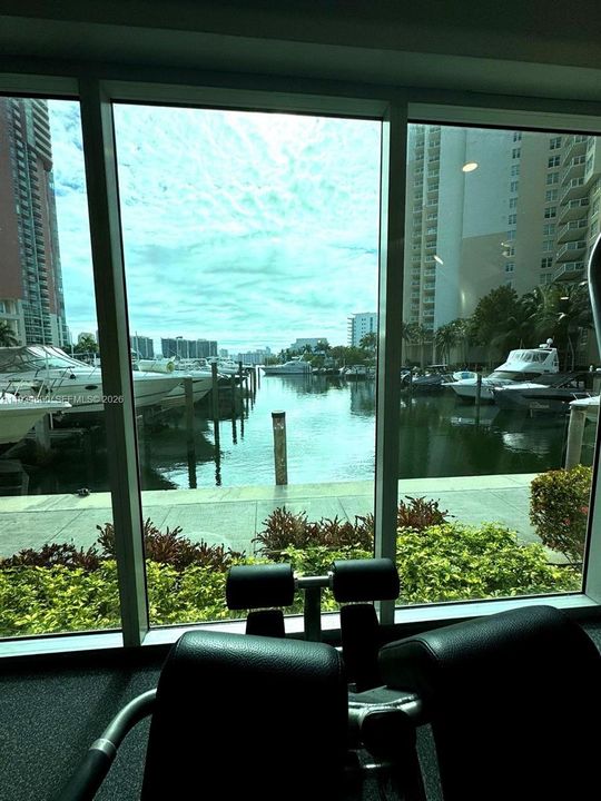 待售: $735,000 (2 贝兹, 2 浴室, 1730 平方英尺)