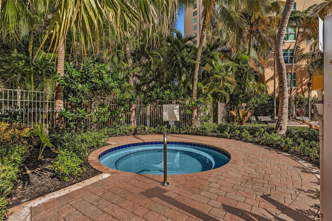 For Sale: $675,000 (2 beds, 2 baths, 1730 Square Feet)