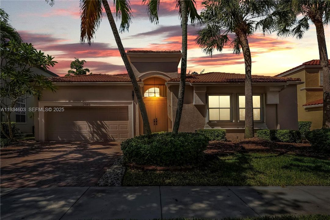 For Rent: $6,950 (3 beds, 2 baths, 2469 Square Feet)