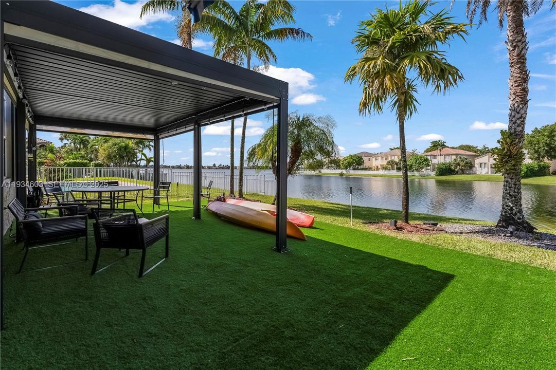 For Rent: $6,950 (3 beds, 2 baths, 2469 Square Feet)