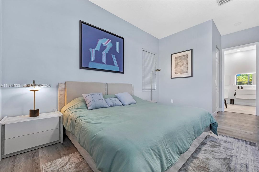 For Rent: $6,950 (3 beds, 2 baths, 2469 Square Feet)