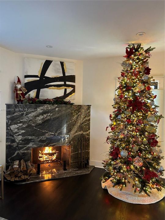 В аренду: $5,600 (3 спален, 2 ванн, 1407 Квадратных фут)