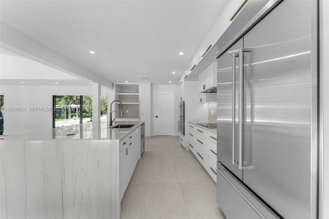 В аренду: $11,000 (4 спален, 3 ванн, 2847 Квадратных фут)