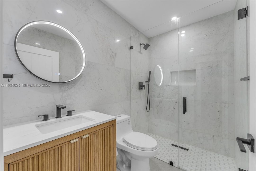 В аренду: $11,000 (4 спален, 3 ванн, 2847 Квадратных фут)