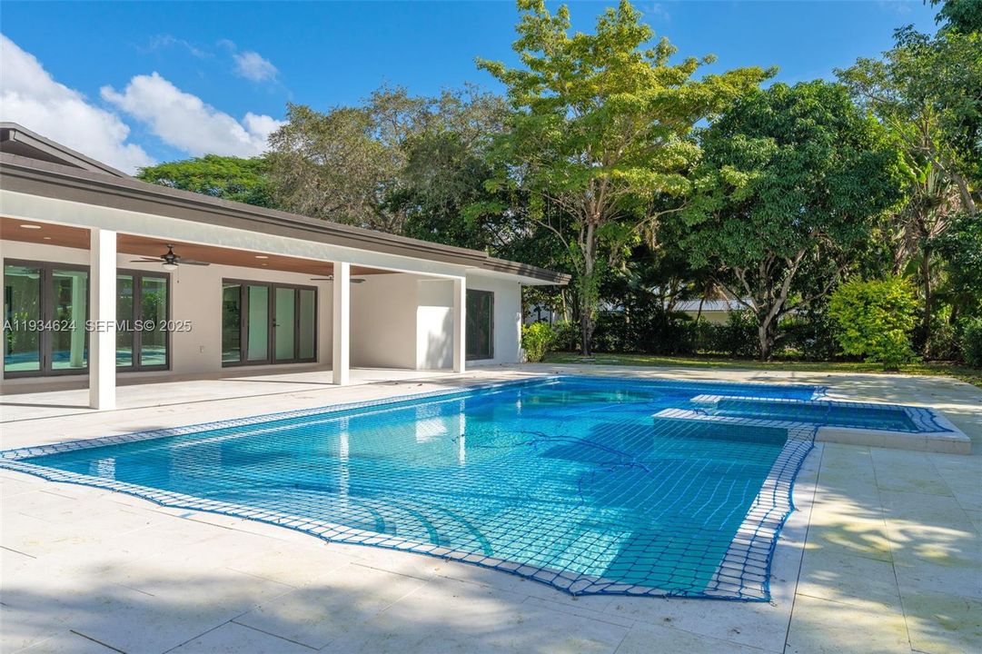 В аренду: $11,000 (4 спален, 3 ванн, 2847 Квадратных фут)