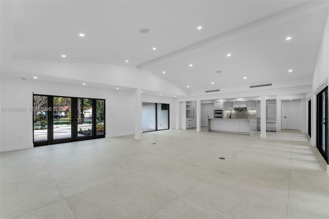 В аренду: $11,000 (4 спален, 3 ванн, 2847 Квадратных фут)