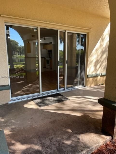 出租: $2,200 (1 贝兹, 1 浴室, 850 平方英尺)