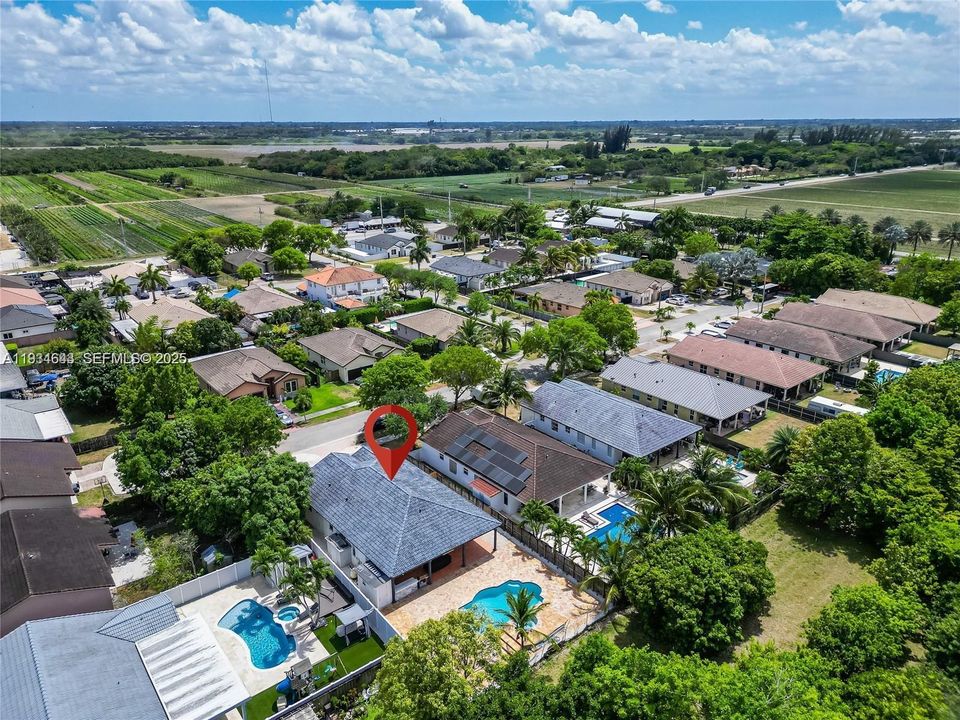 En Venta: $770,000 (4 camas, 3 baños, 1765 Pies cuadrados)