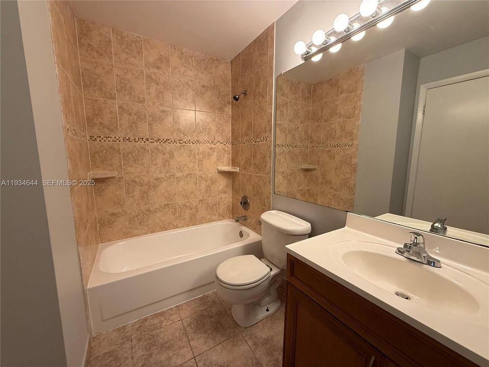 En Renta: $1,750 (1 camas, 1 baños, 816 Pies cuadrados)