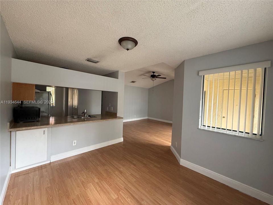 En Renta: $1,750 (1 camas, 1 baños, 816 Pies cuadrados)