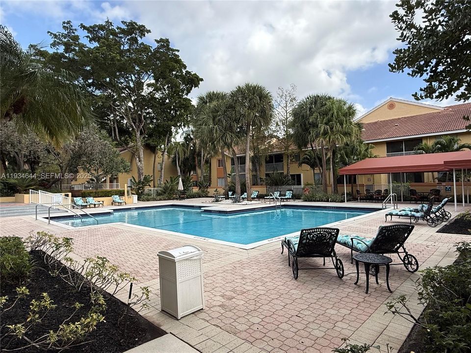 En Renta: $1,750 (1 camas, 1 baños, 816 Pies cuadrados)