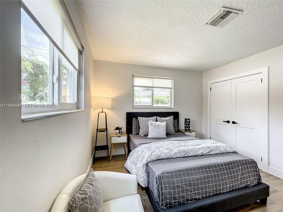 待售: $749,999 (3 贝兹, 2 浴室, 1744 平方英尺)