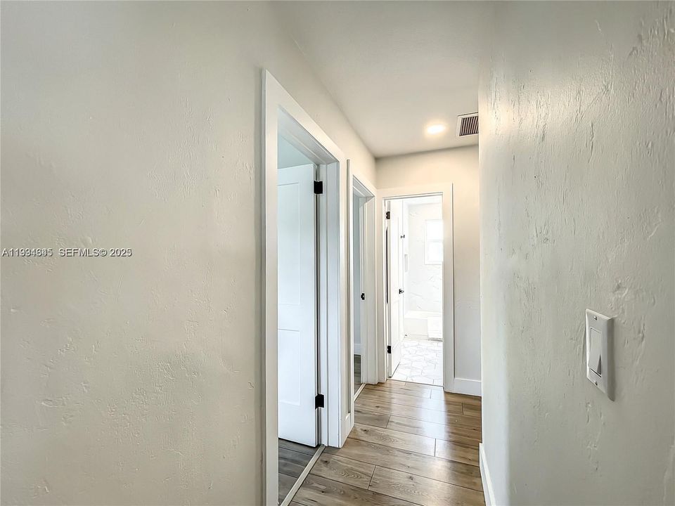 待售: $749,999 (3 贝兹, 2 浴室, 1744 平方英尺)