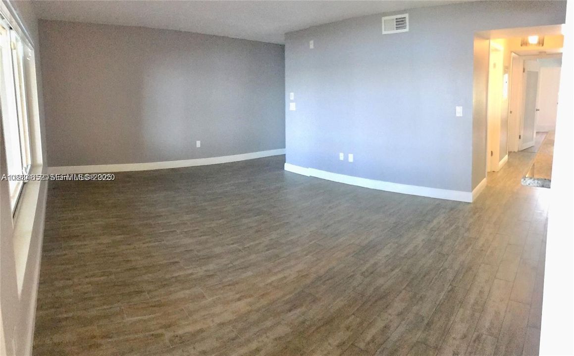 For Sale: $238,000 (2 beds, 2 baths, 1256 Square Feet)