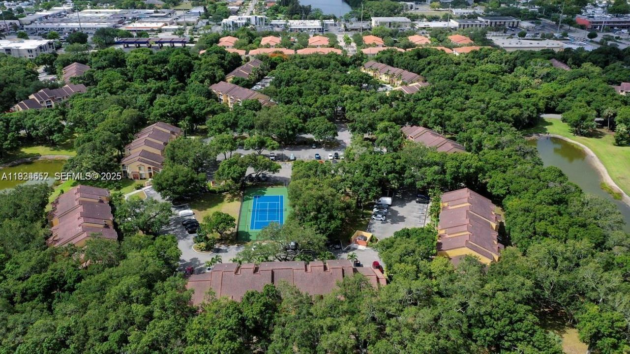 For Sale: $238,000 (2 beds, 2 baths, 1256 Square Feet)