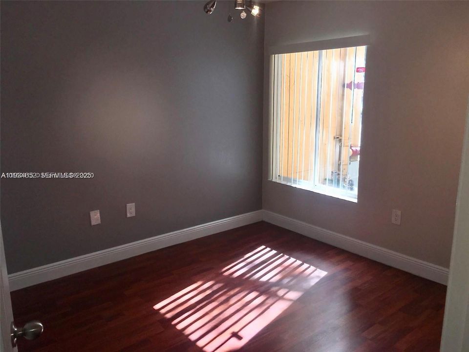 For Sale: $238,000 (2 beds, 2 baths, 1256 Square Feet)