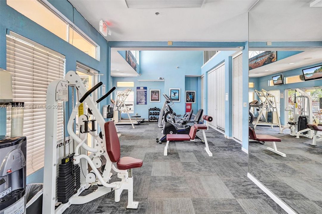 For Sale: $238,000 (2 beds, 2 baths, 1256 Square Feet)