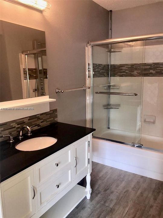 For Sale: $238,000 (2 beds, 2 baths, 1256 Square Feet)