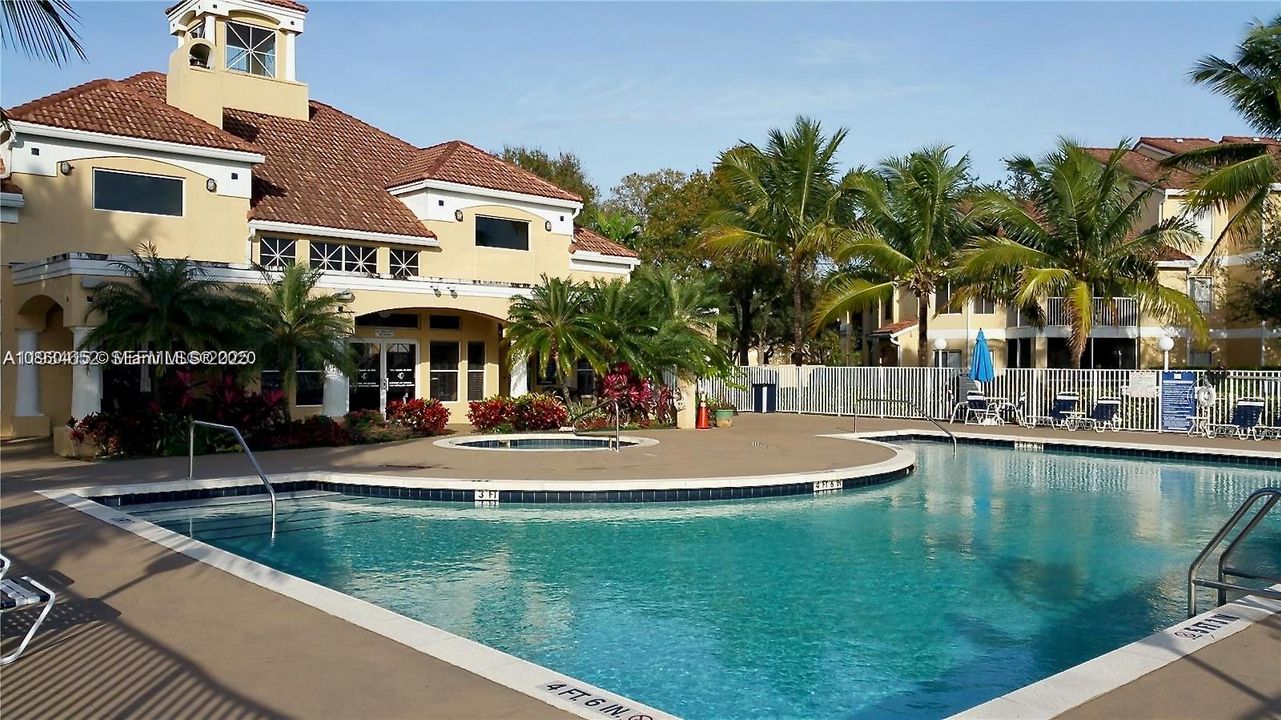 For Sale: $238,000 (2 beds, 2 baths, 1256 Square Feet)