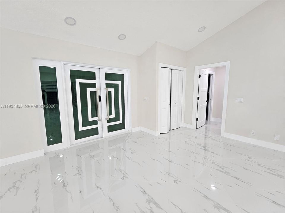 待售: $1,250,000 (4 贝兹, 2 浴室, 0 平方英尺)