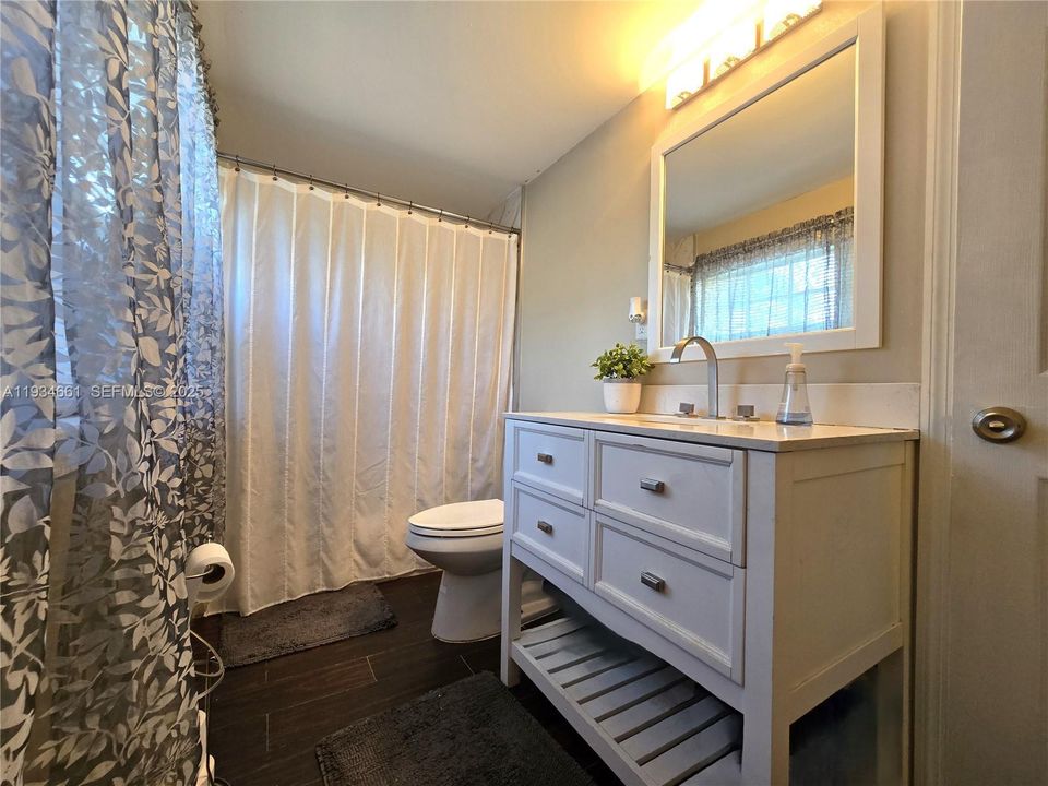 For Sale: $589,000 (3 beds, 2 baths, 1530 Square Feet)