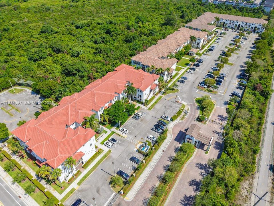 En Venta: $380,000 (2 camas, 2 baños, 1205 Pies cuadrados)