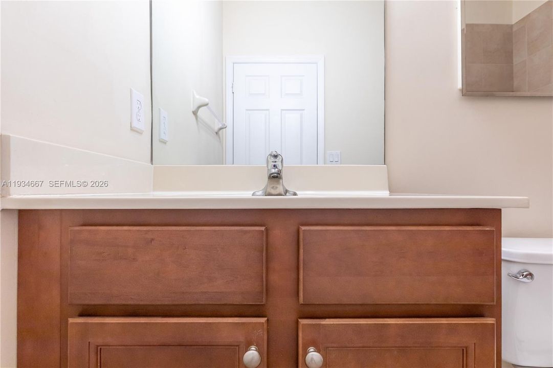 En Venta: $380,000 (2 camas, 2 baños, 1205 Pies cuadrados)