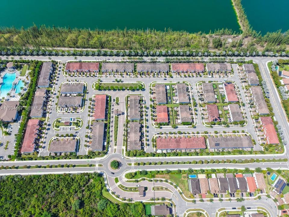 En Venta: $380,000 (2 camas, 2 baños, 1205 Pies cuadrados)