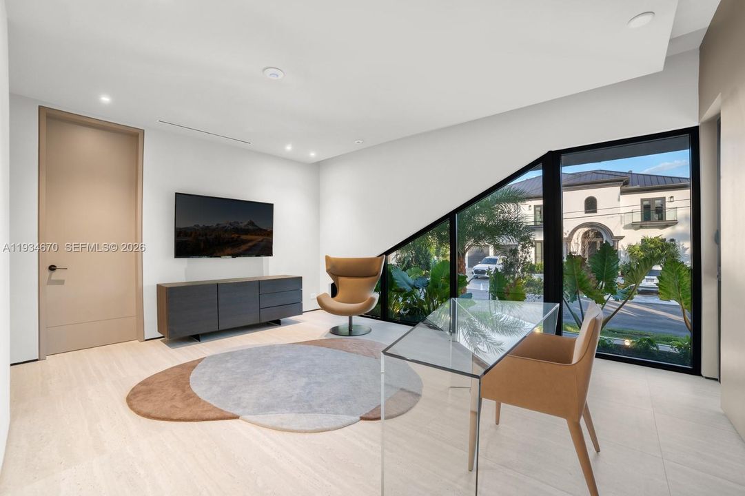 For Sale: $11,990,000 (6 beds, 7 baths, 0 Square Feet)