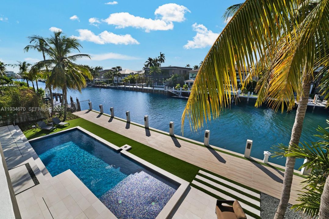 For Sale: $11,990,000 (6 beds, 7 baths, 0 Square Feet)