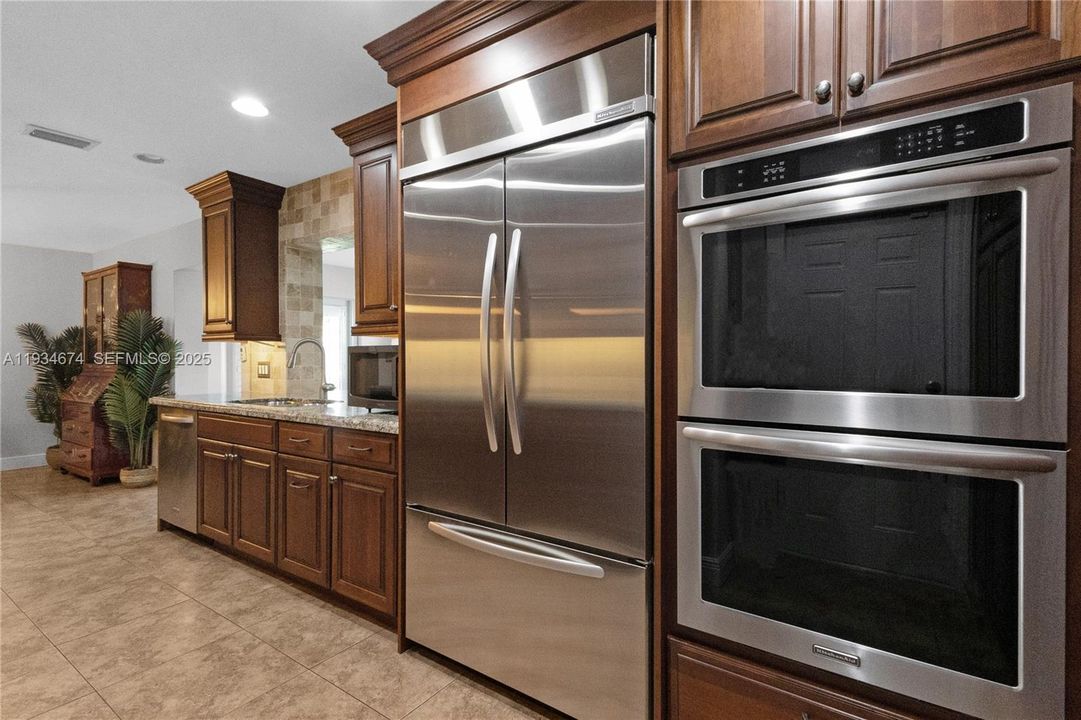 待售: $899,000 (3 贝兹, 2 浴室, 1856 平方英尺)