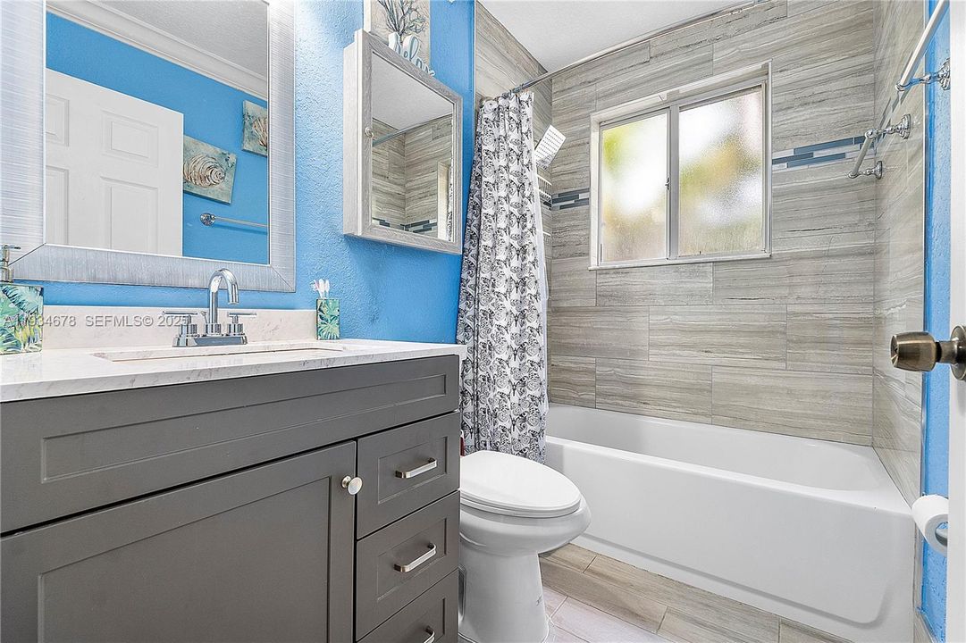 : $375,000 (3 спален, 2 ванн, 1404 Квадратных фут)