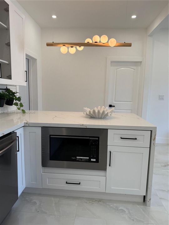 En Venta: $590,000 (3 camas, 2 baños, 0 Pies cuadrados)