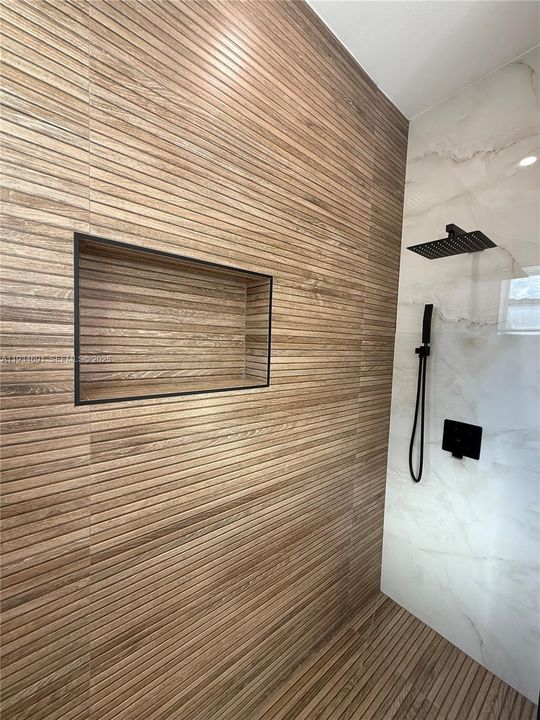 En Venta: $590,000 (3 camas, 2 baños, 0 Pies cuadrados)