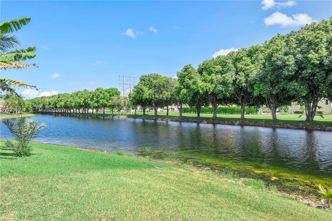 For Sale: $899,900 (5 beds, 3 baths, 2858 Square Feet)