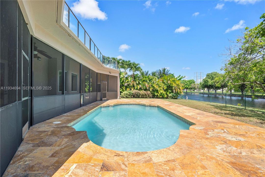 For Sale: $899,900 (5 beds, 3 baths, 2858 Square Feet)