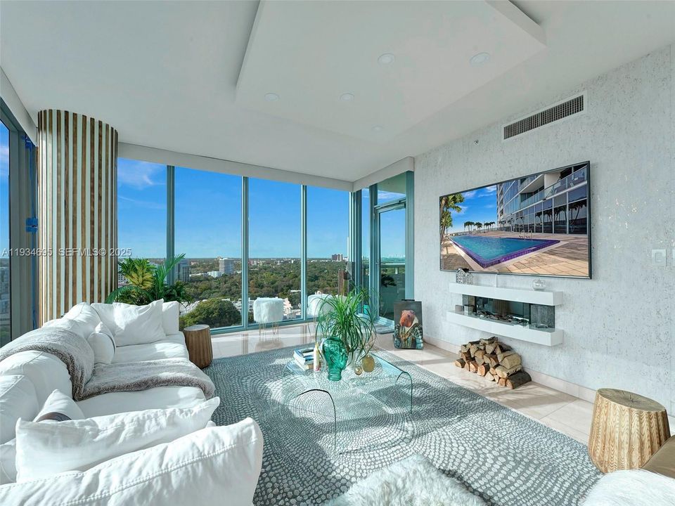 出租: $4,900 (2 贝兹, 2 浴室, 1449 平方英尺)