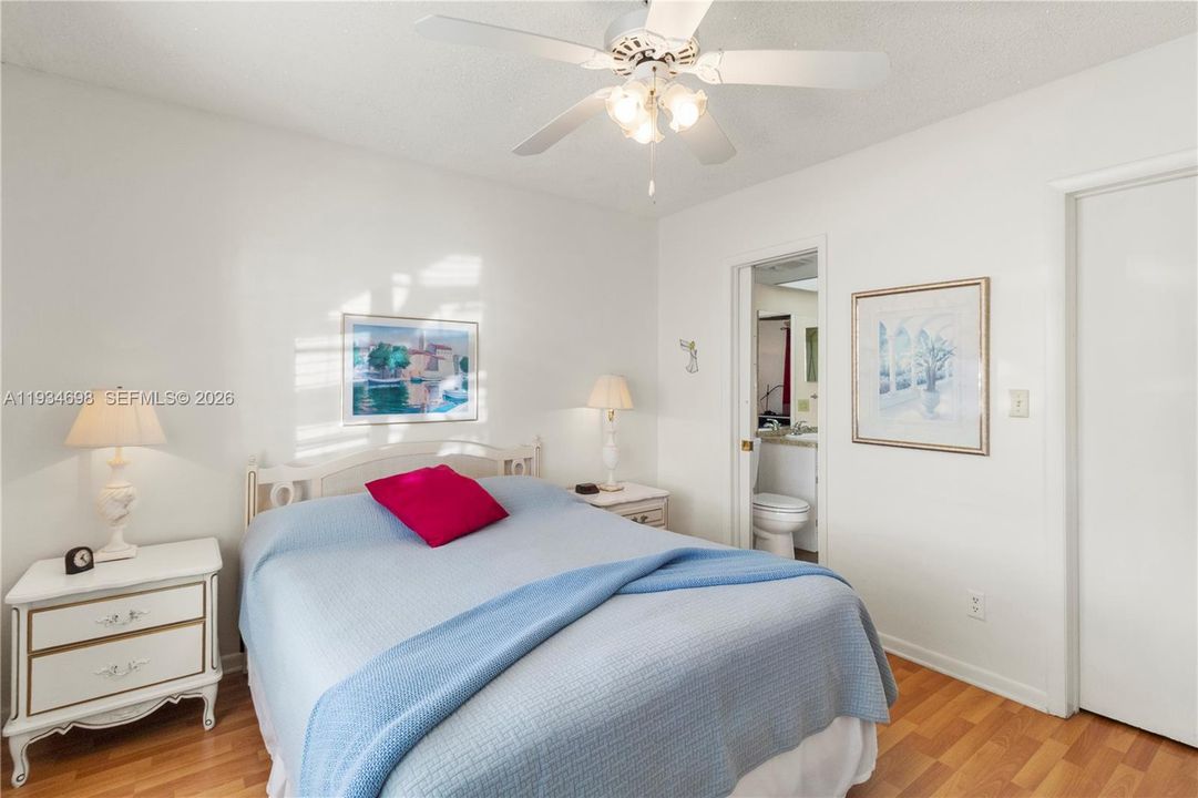 En Venta: $112,000 (2 camas, 1 baños, 750 Pies cuadrados)